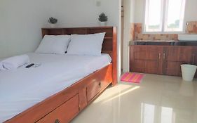 Guesthouse Berlian Batang Syariah Near Kampung Kalisalak Park